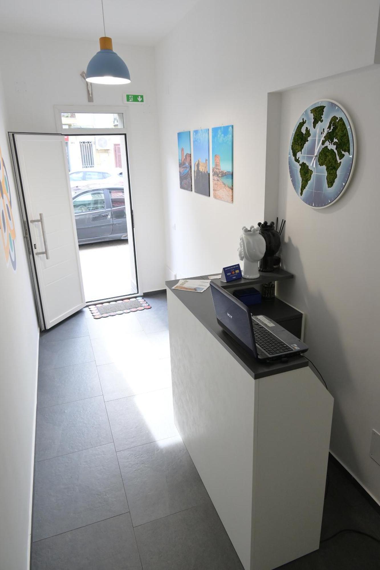 Da 'Nfacci Affittacamere Carini Extérieur photo