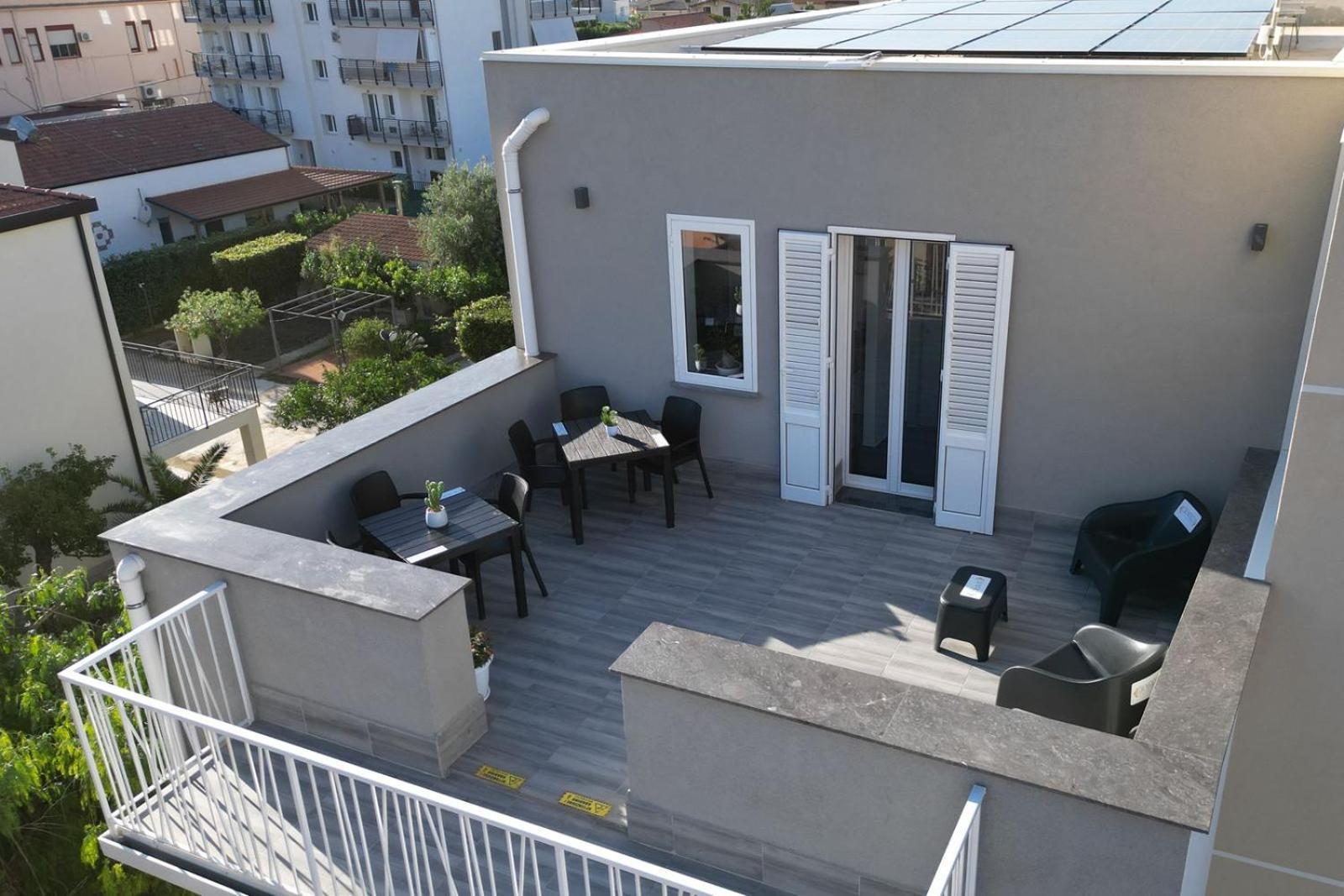 Da 'Nfacci Affittacamere Carini Extérieur photo